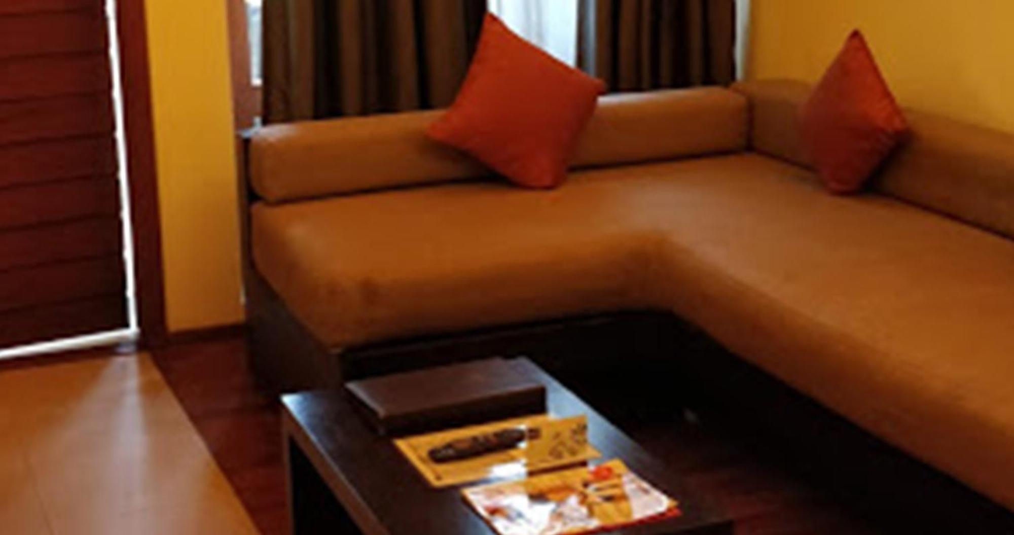 The Golkonda Resort And Spa Hyderabad Exterior photo